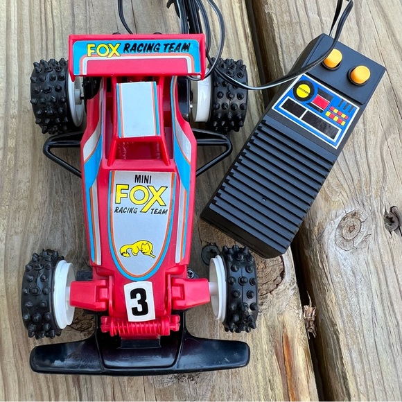 VINTAGE but BRAND NEW 🤯 & working Mini Fox Racing Red car Wired Remote Control - Picture 6 of 16